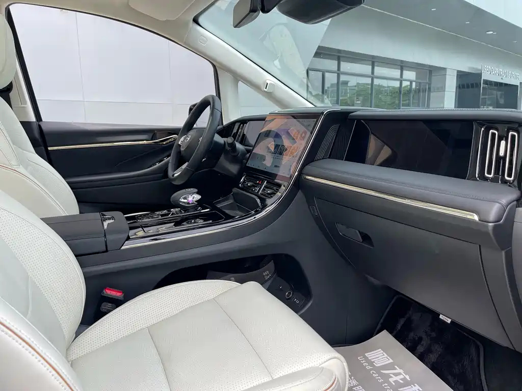 TRUMPCHI E9 2023
