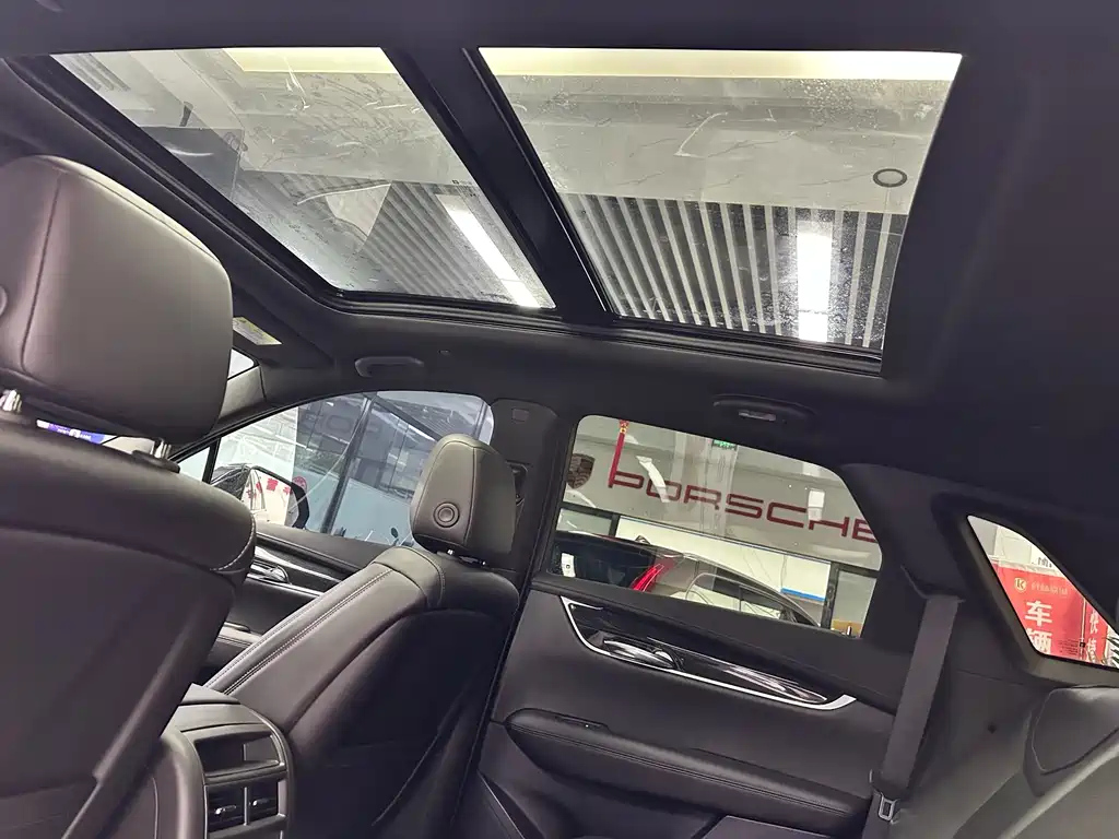 CADILLAC XT5 2020