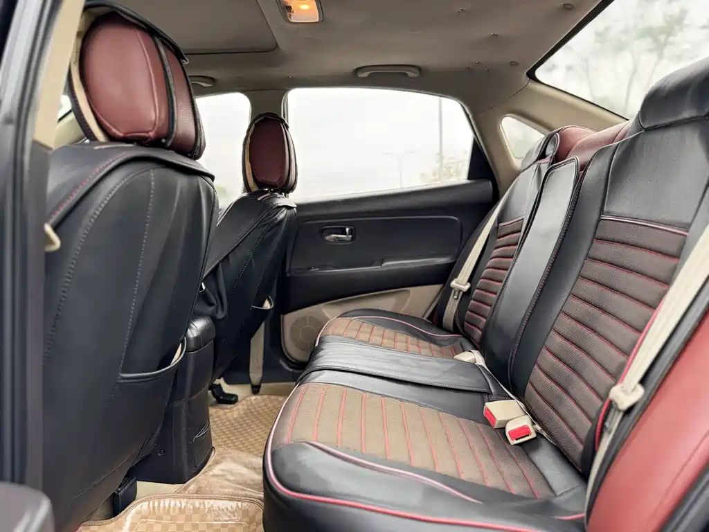 HYUNDAI CELESTA 2013