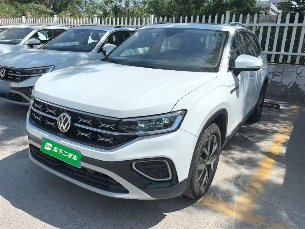 VOLKSWAGEN TAYRON 2023