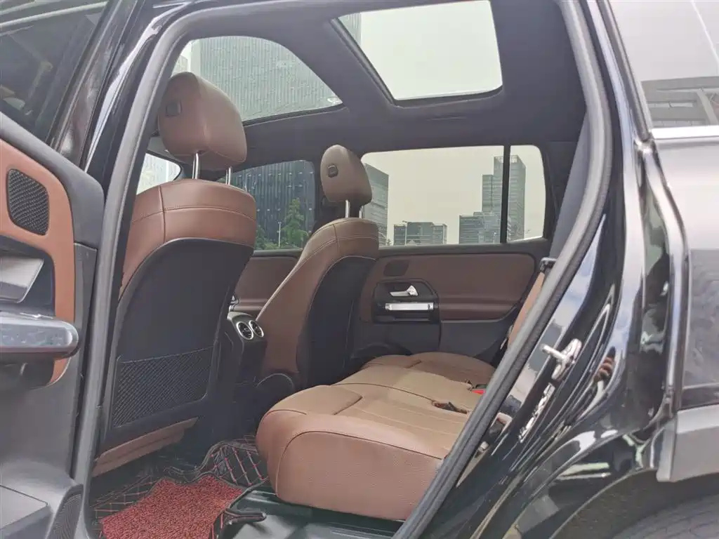 MERCEDES BENZ GLB 2020