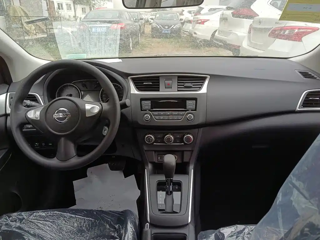 NISSAN SYLPHY 2024