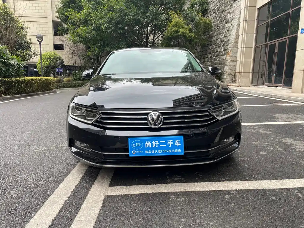 VOLKSWAGEN MAGOTAN 2017