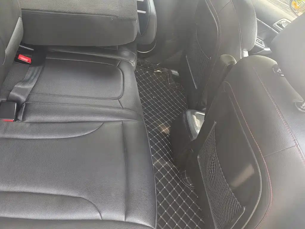 HAVAL H6 2015