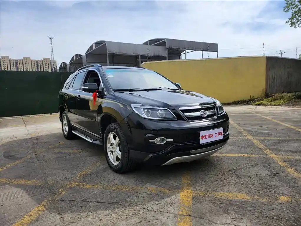 BYD S6 2015