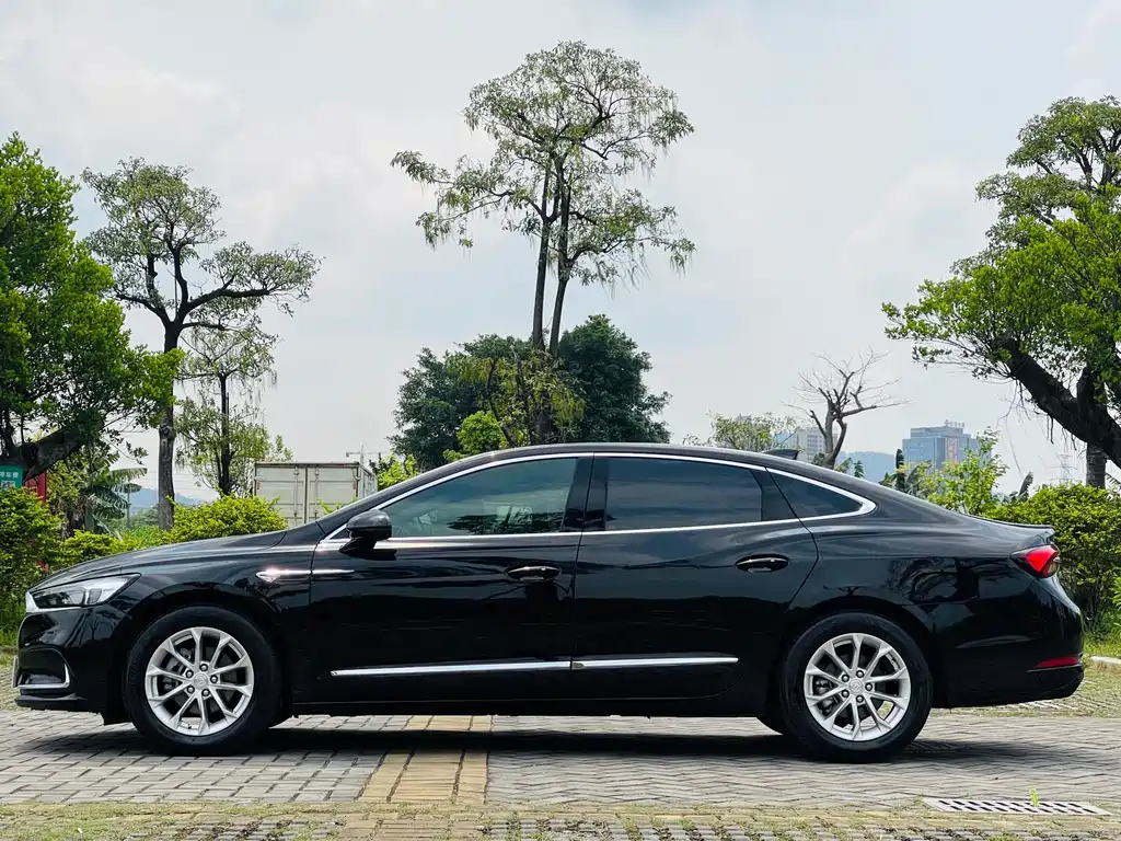 BUICK LACROSSE 2021