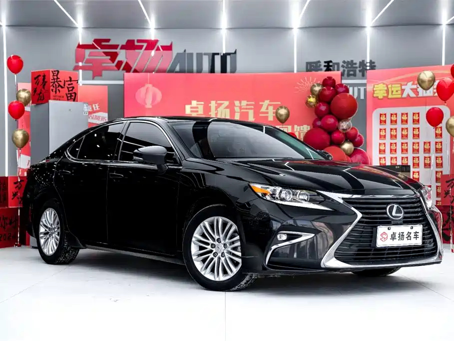LEXUS ES 2017