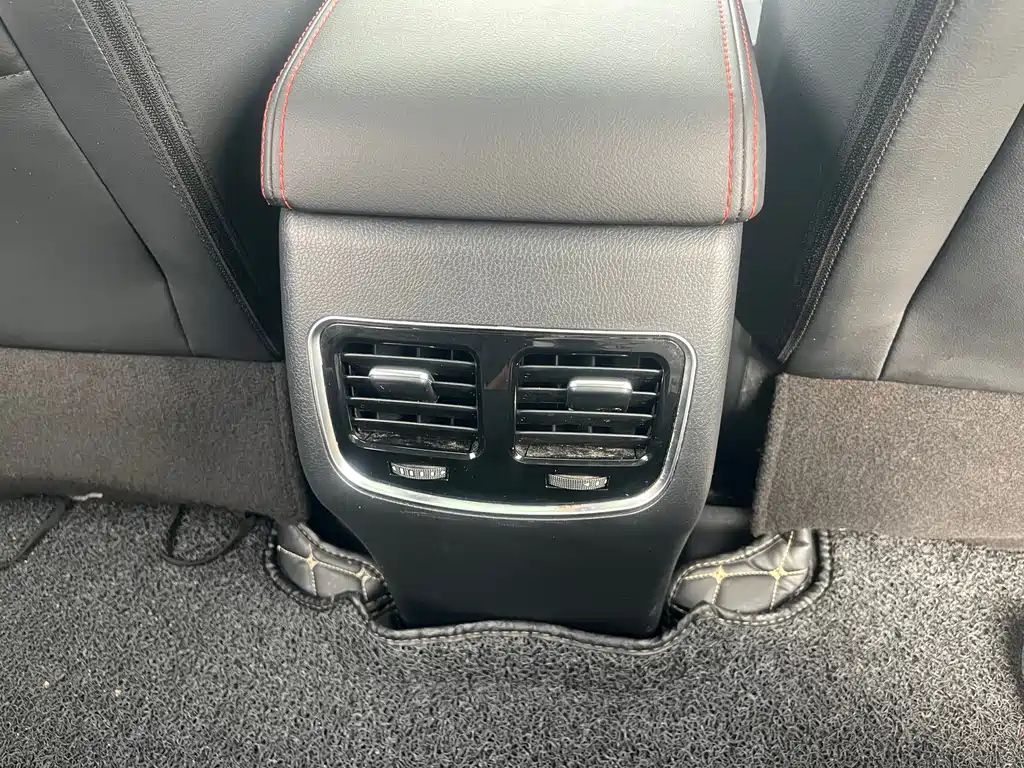 HAVAL M6 2019