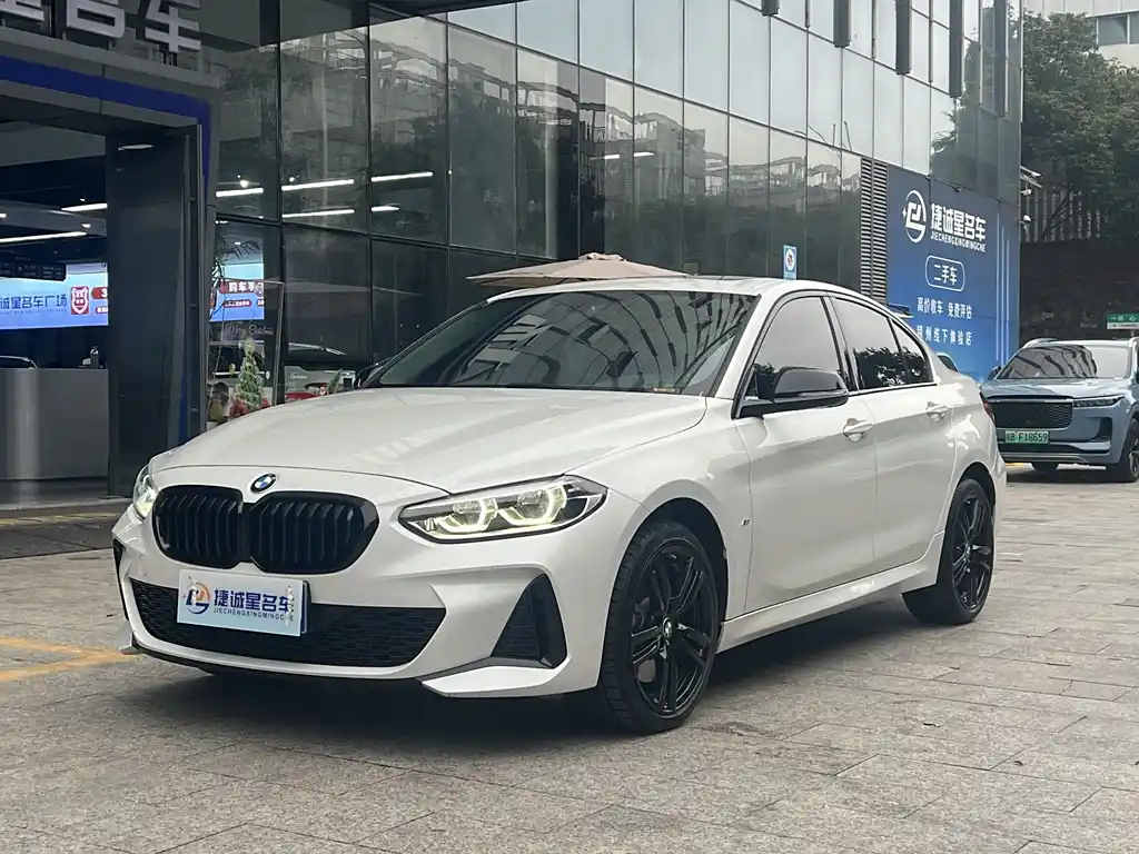 BMW 1-SERIES 2022