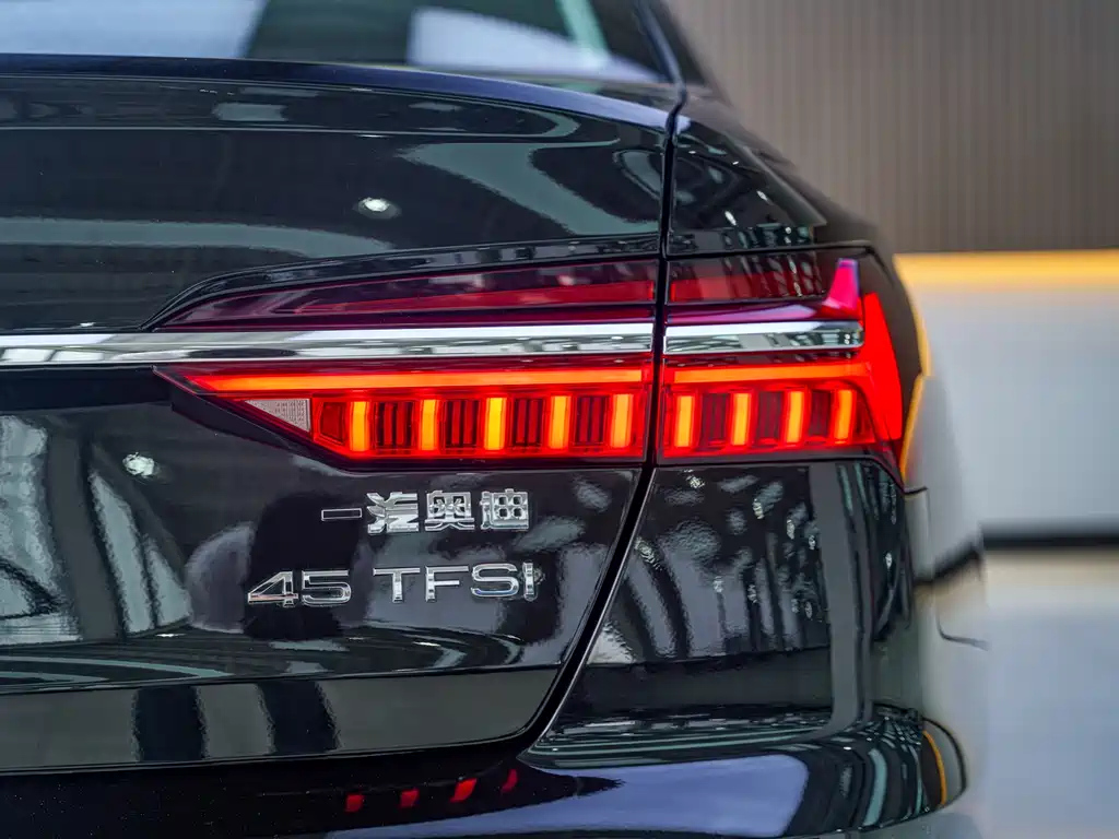 AUDI A6L 2021