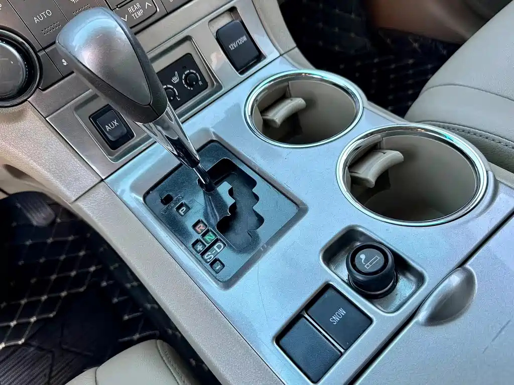 TOYOTA HIGHLANDER 2014