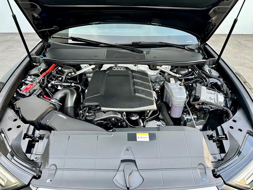 AUDI A6L 2023