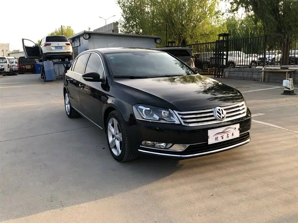 VOLKSWAGEN MAGOTAN 2016
