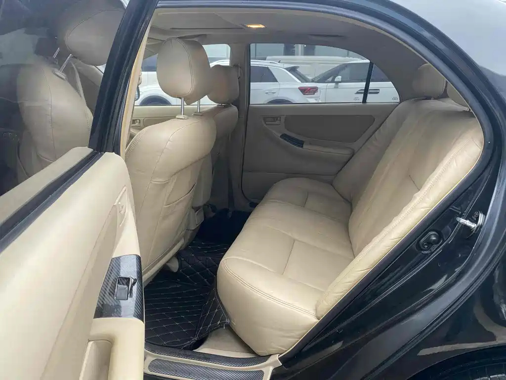 TOYOTA COROLLA 2015