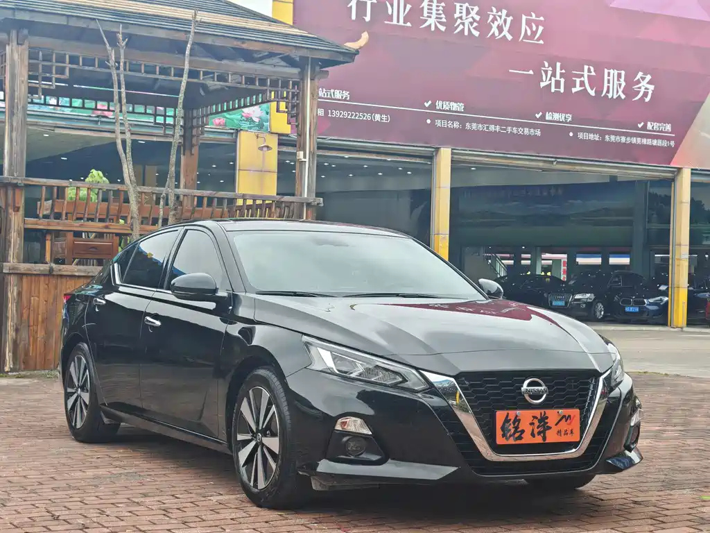 NISSAN TEANA 2022