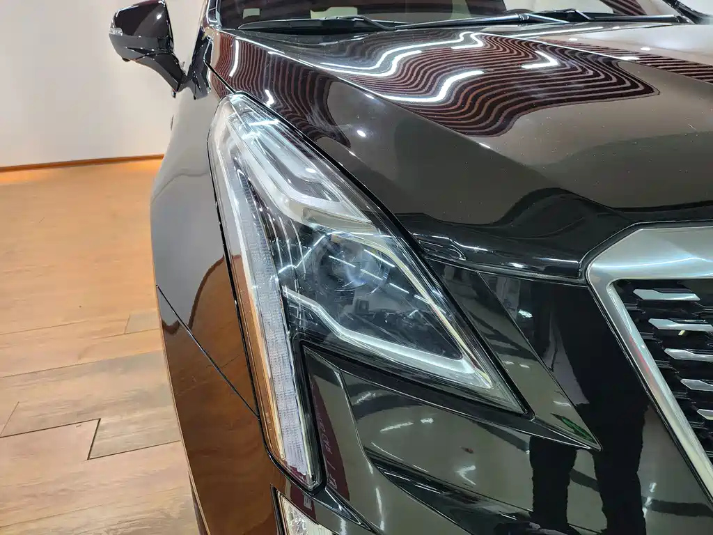 CADILLAC XT5 2020
