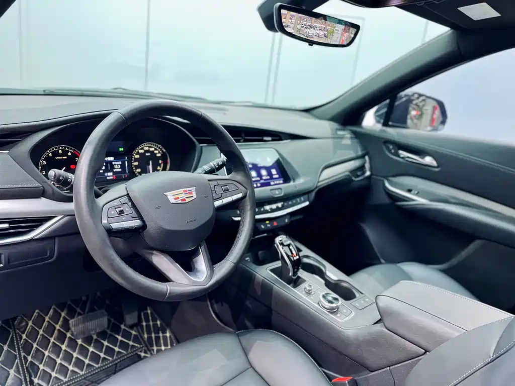 CADILLAC XT4 2020
