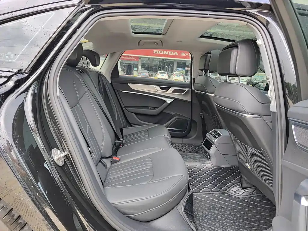 AUDI A6L 2023