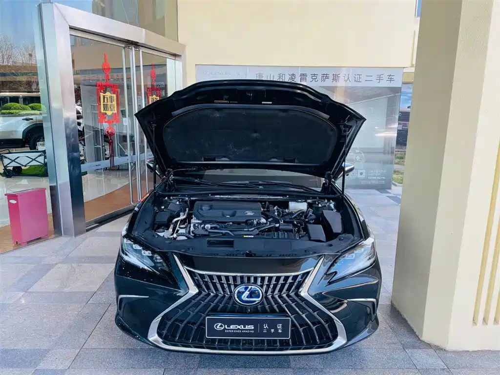 LEXUS ES 2022