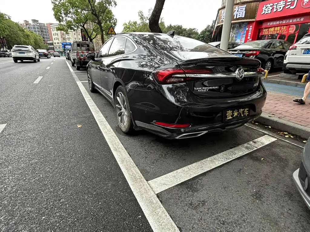 BUICK LACROSSE 2021