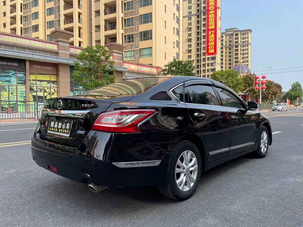 NISSAN TEANA 2014