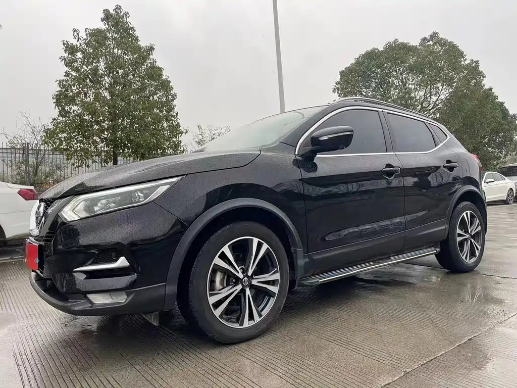 NISSAN QASHQAI 2020