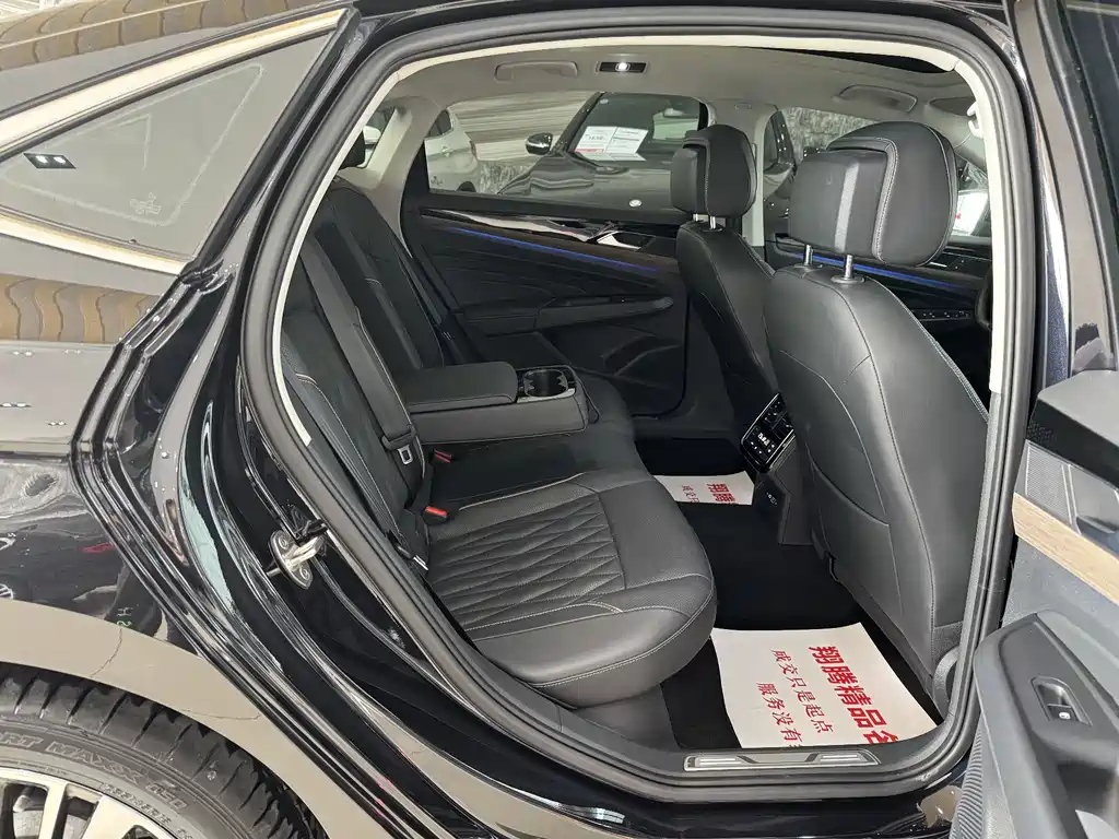 VOLKSWAGEN PASSAT 2021
