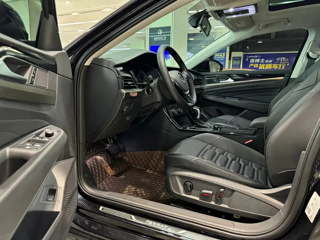 VOLKSWAGEN PASSAT 2021