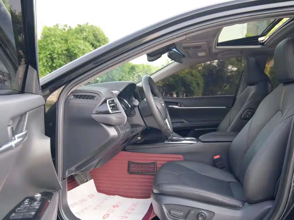 TOYOTA CAMRY 2022
