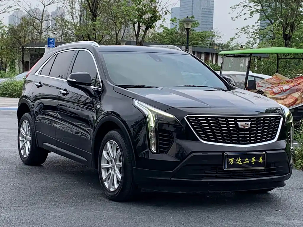 CADILLAC XT4 2021