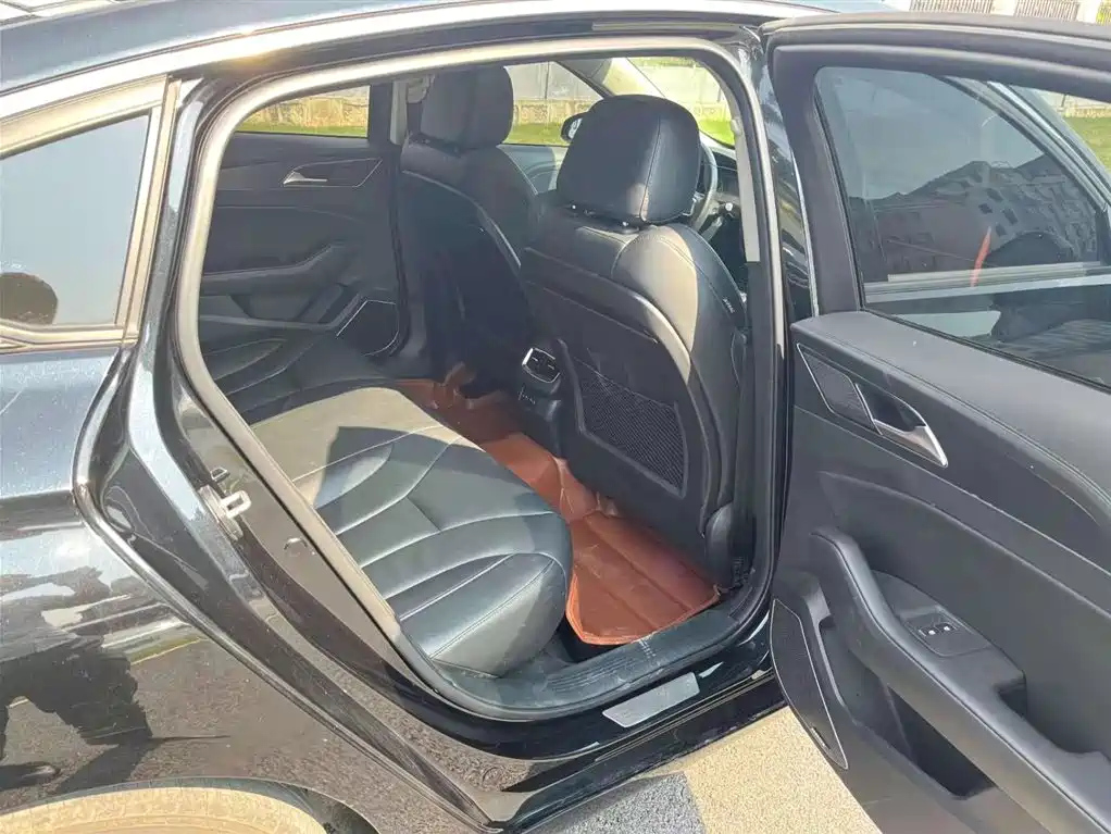 HONGQI H5 2020
