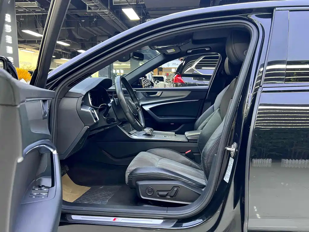 AUDI A6L 2021