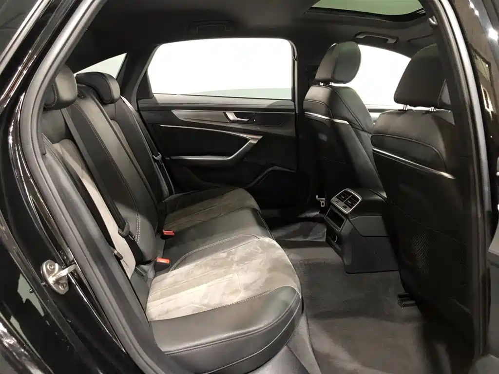 AUDI A6L 2021