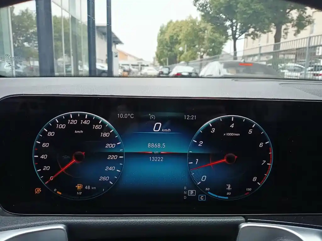 MERCEDES BENZ GLB 2022