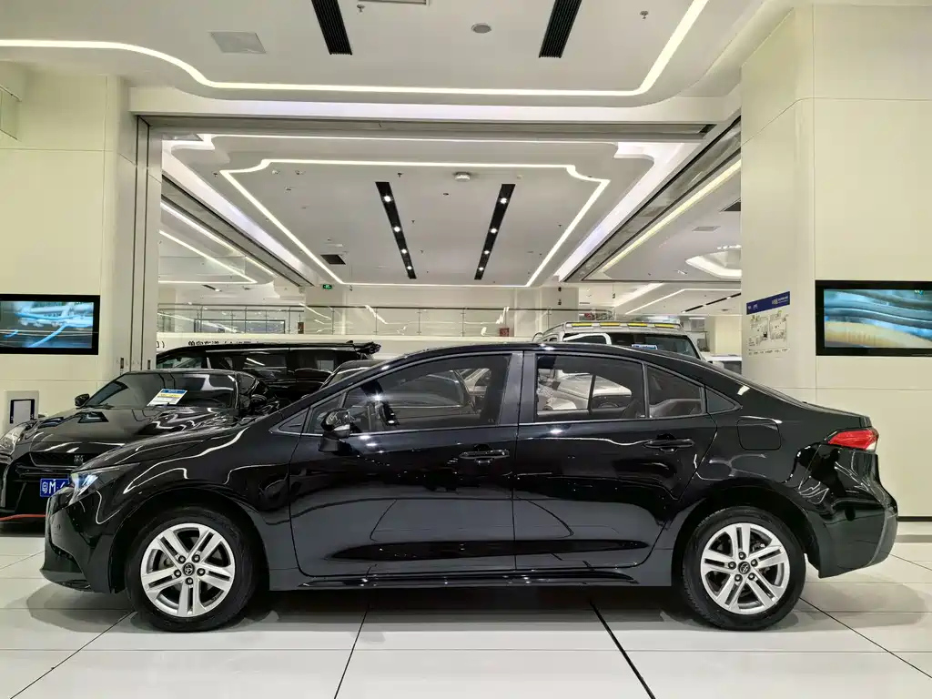 TOYOTA RALINK 2021