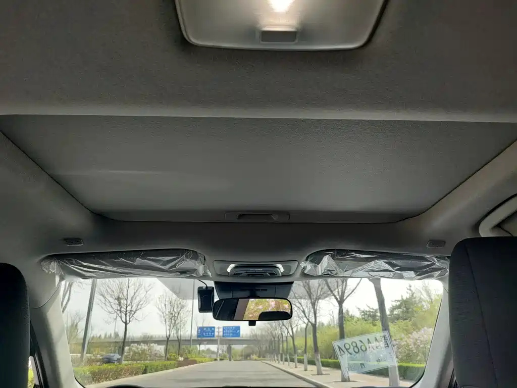 TOYOTA COROLLA CROSS 2024