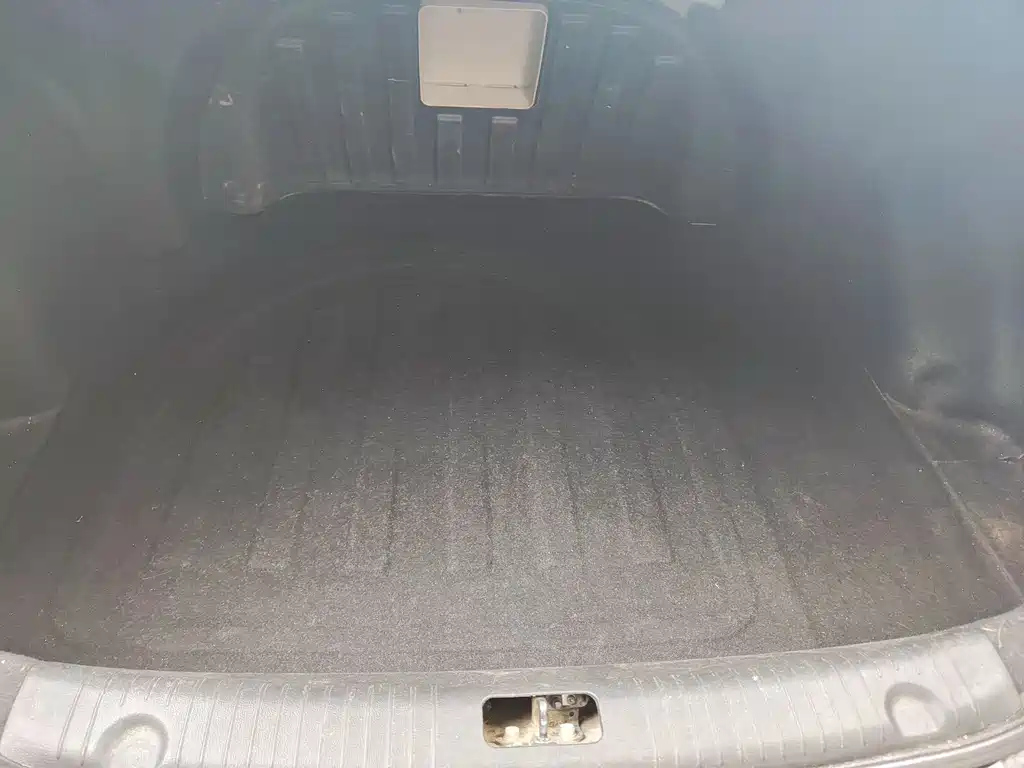 HYUNDAI CELESTA 2015