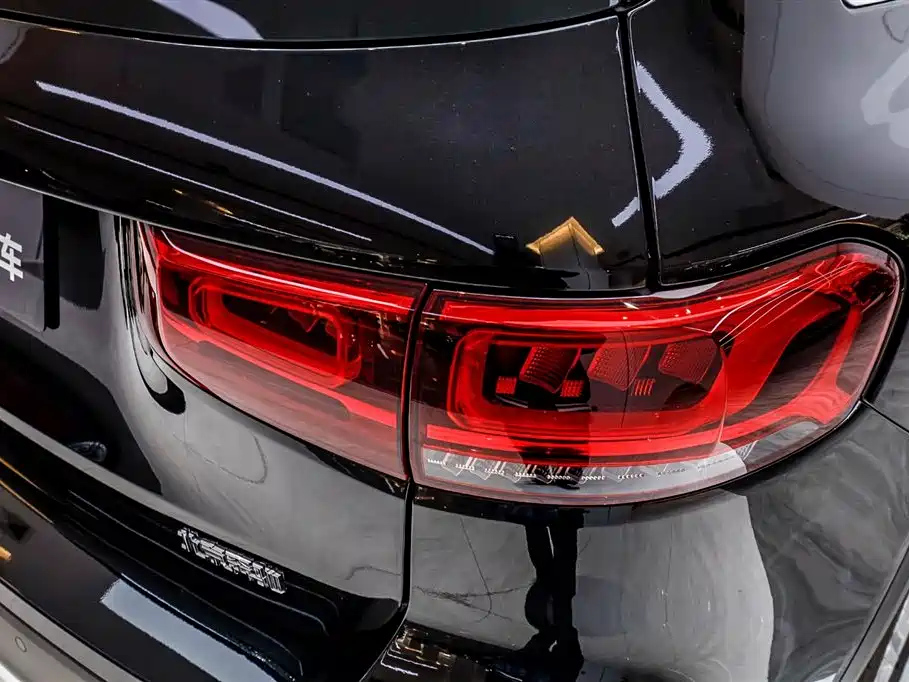 MERCEDES BENZ GLB 2022