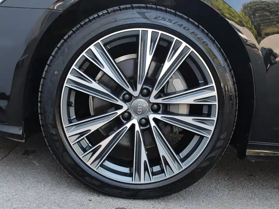 AUDI A6L 2021