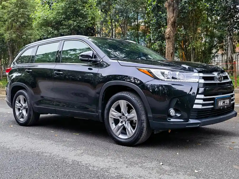 TOYOTA HIGHLANDER 2020