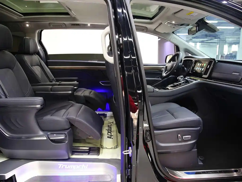 TRUMPCHI M8 2023