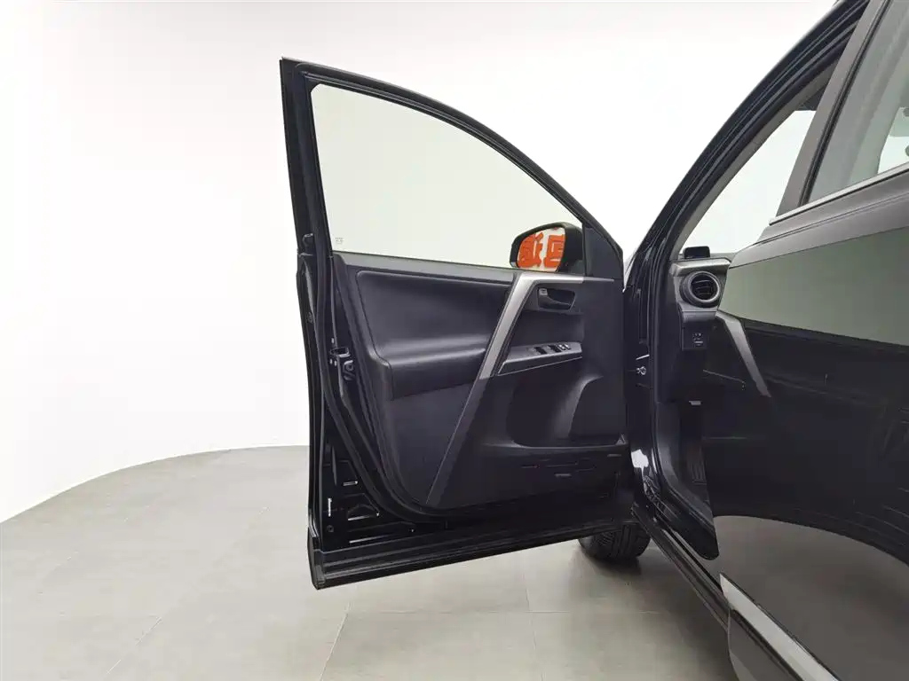 TOYOTA RAV4 RONGFANG 2019