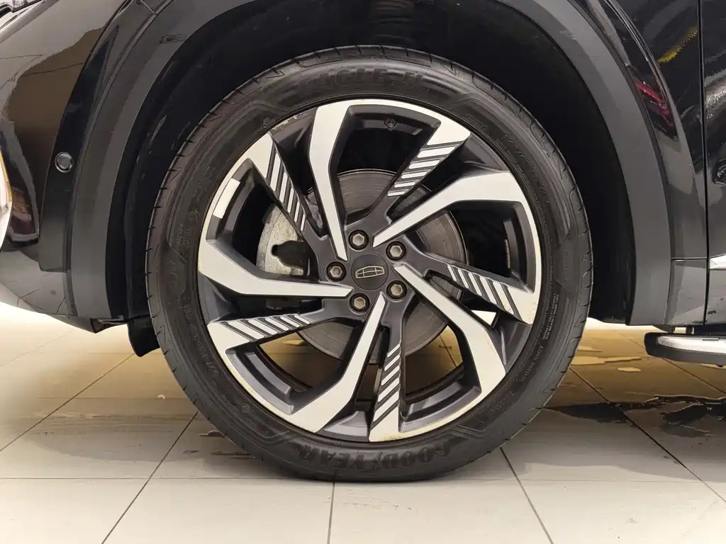 GEELY AUTO MONJARO 2022