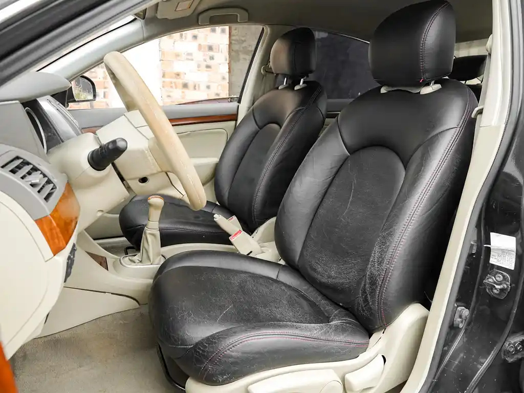 NISSAN SYLPHY 2009