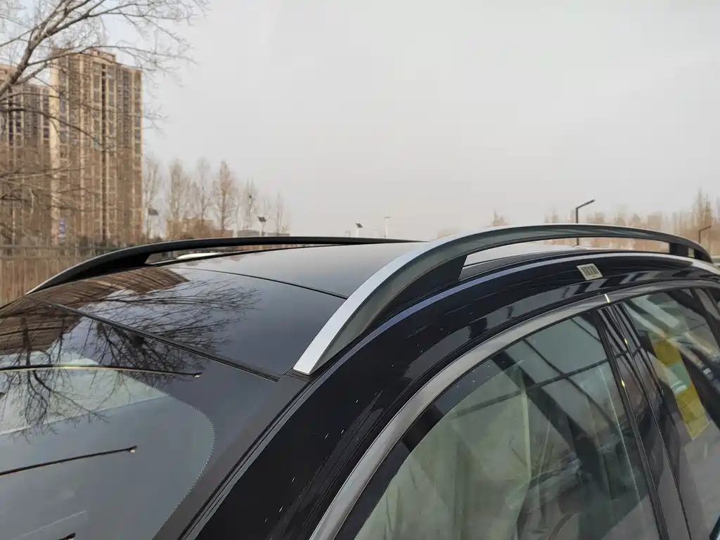 MERCEDES BENZ GLB 2024