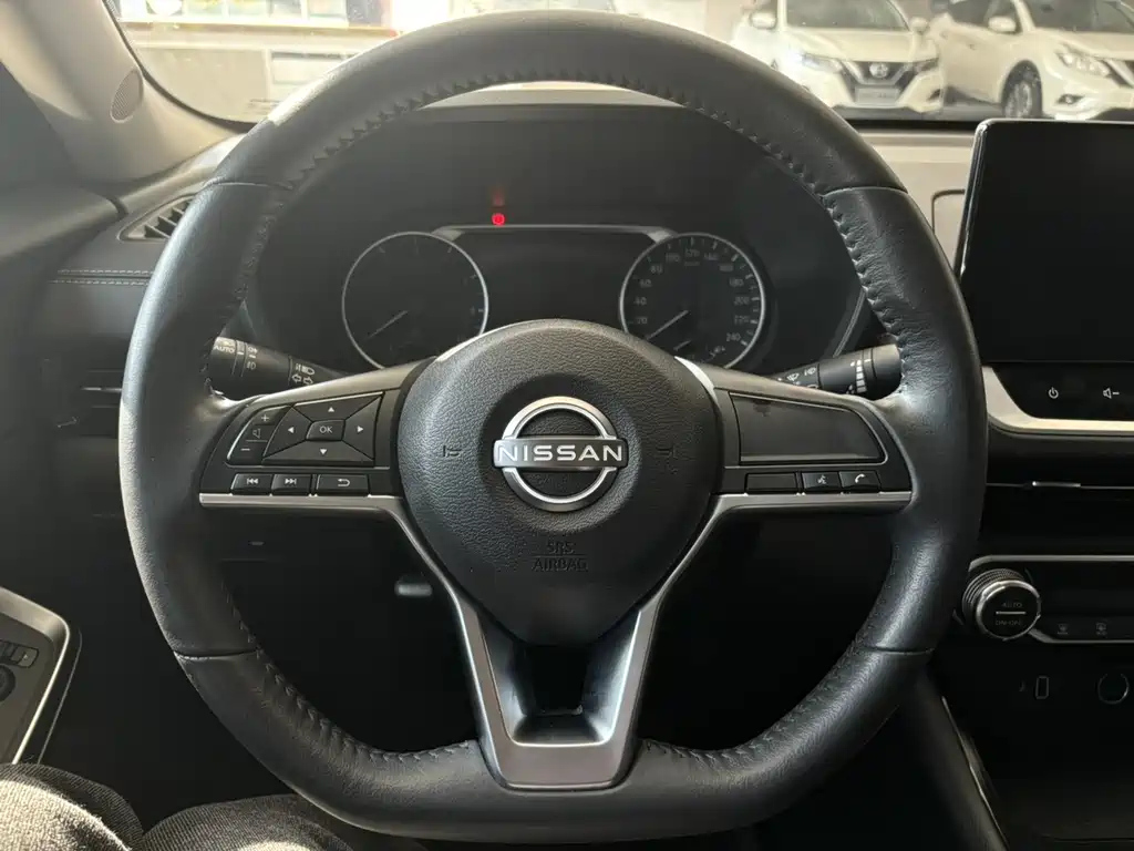 NISSAN SYLPHY 2022