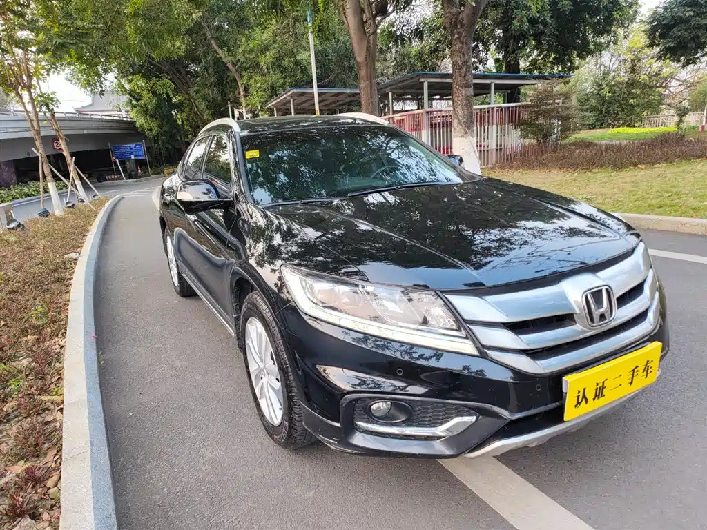 HONDA CROSSTOUR 2015