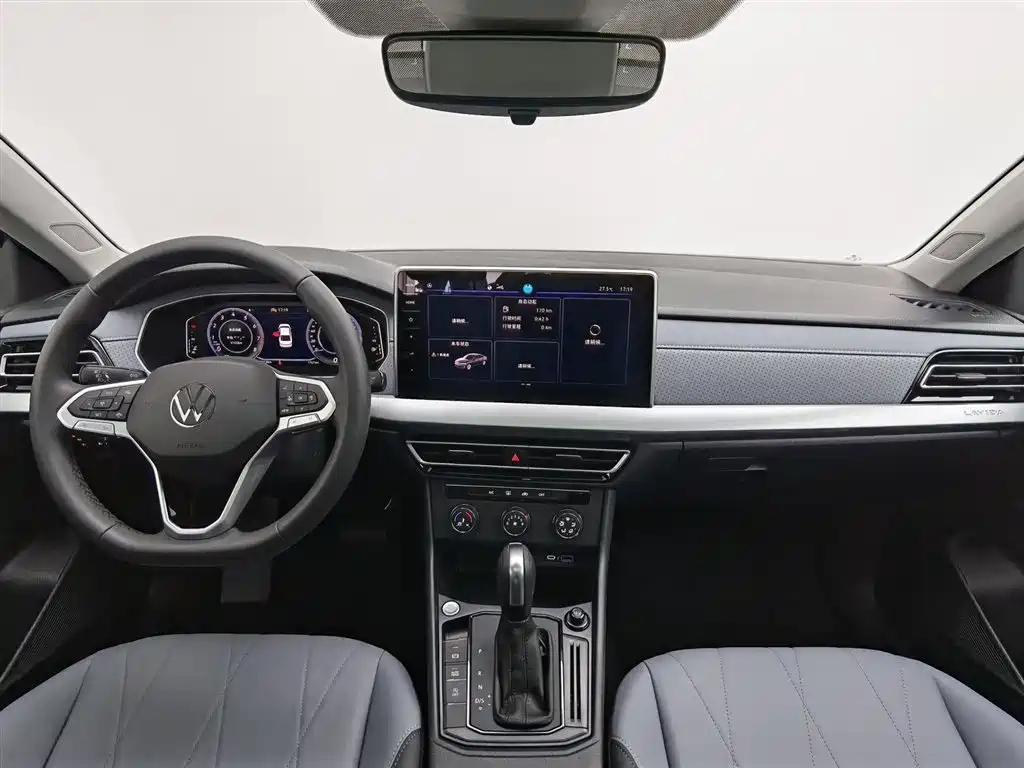 VOLKSWAGEN LAVIDA 2024