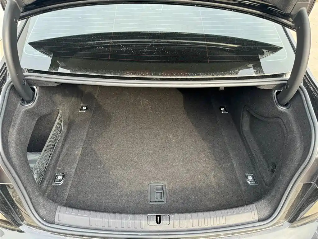 AUDI A6L 2022