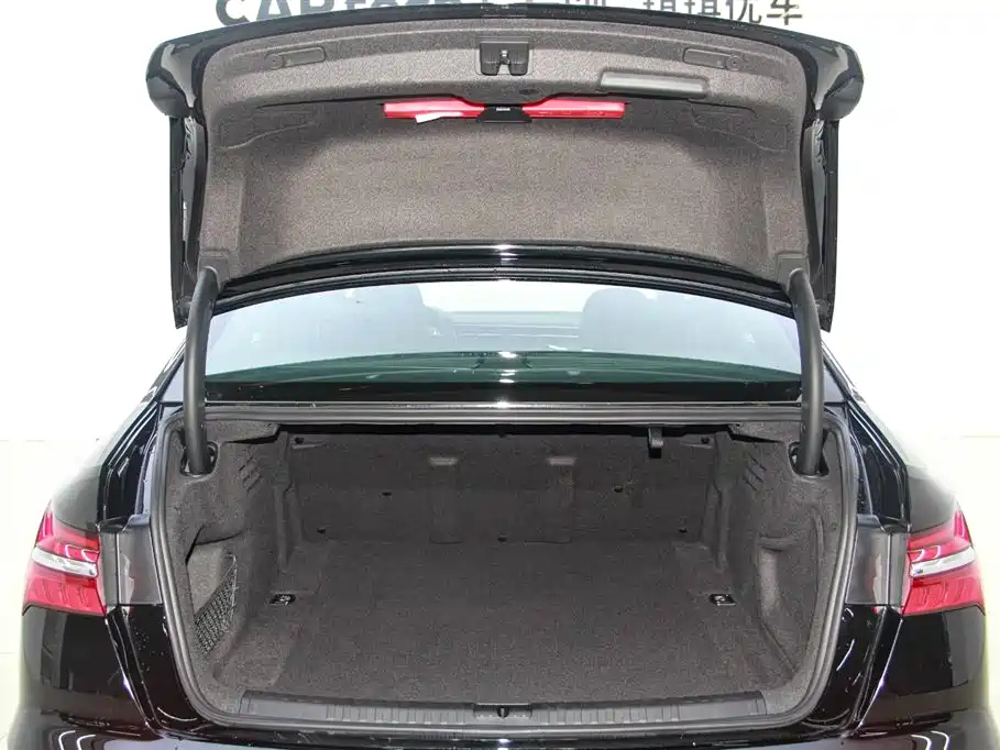 AUDI A6L 2023